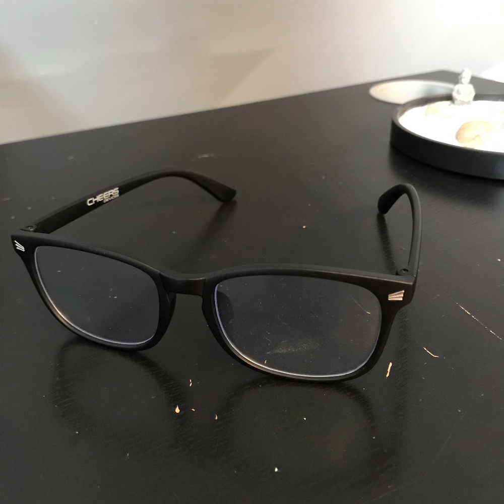 Blue light glasses